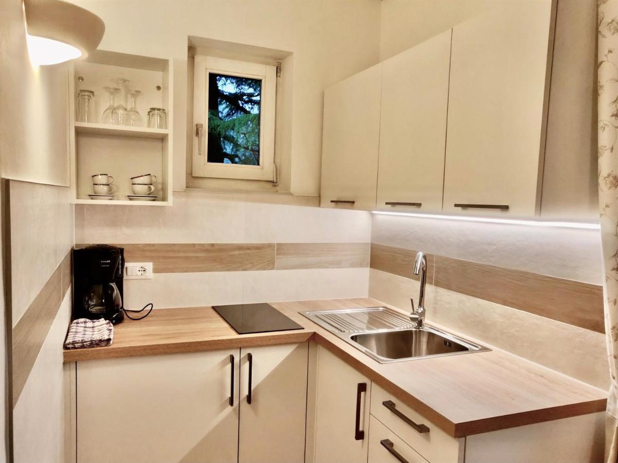 Hirschenhof Apartment Laives Bagian luar foto